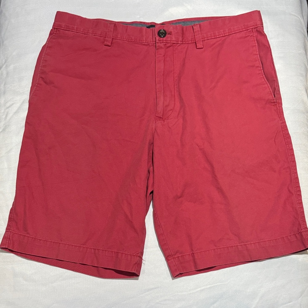 Banana Republic Men's Coral-Red Flat Front Shorts